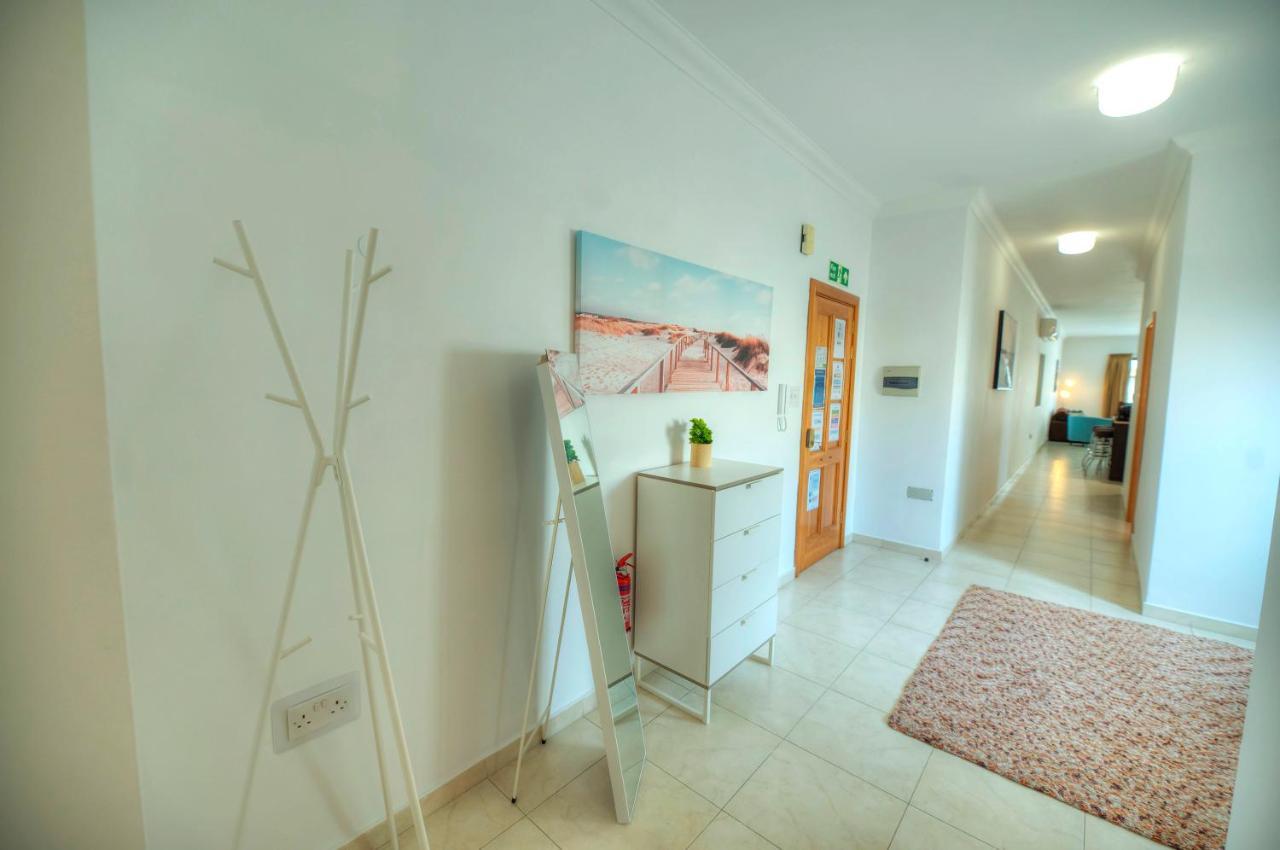 Modern 3Br Stylish & Spacious Apartment - Close To Sliema Promenade Gzira Eksteriør billede