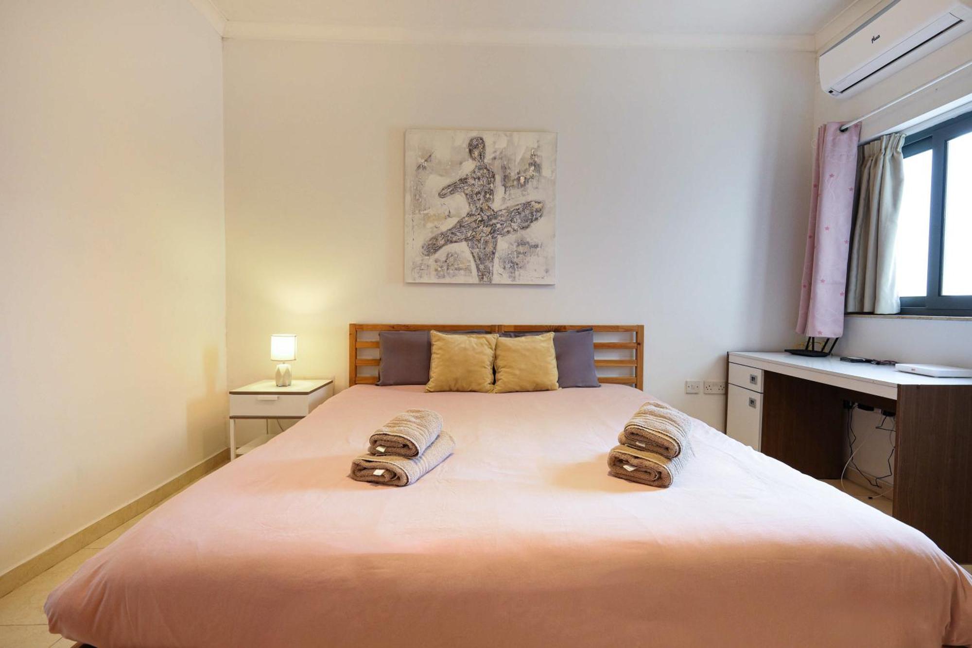 Modern 3Br Stylish & Spacious Apartment - Close To Sliema Promenade Gzira Eksteriør billede