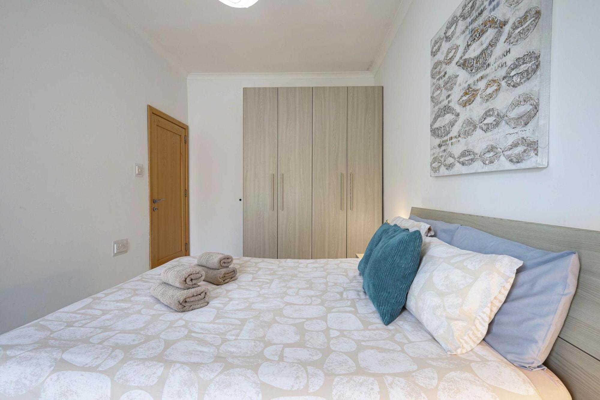 Modern 3Br Stylish & Spacious Apartment - Close To Sliema Promenade Gzira Eksteriør billede