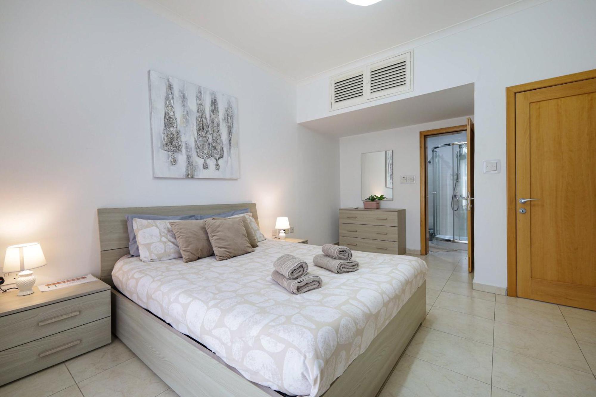 Modern 3Br Stylish & Spacious Apartment - Close To Sliema Promenade Gzira Eksteriør billede