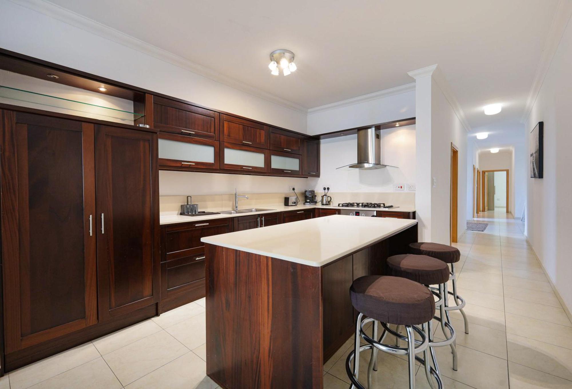 Modern 3Br Stylish & Spacious Apartment - Close To Sliema Promenade Gzira Eksteriør billede