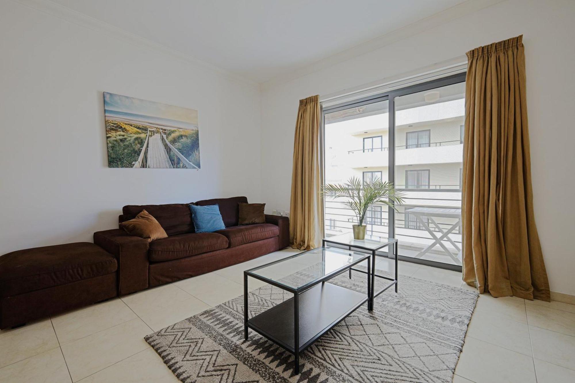 Modern 3Br Stylish & Spacious Apartment - Close To Sliema Promenade Gzira Eksteriør billede