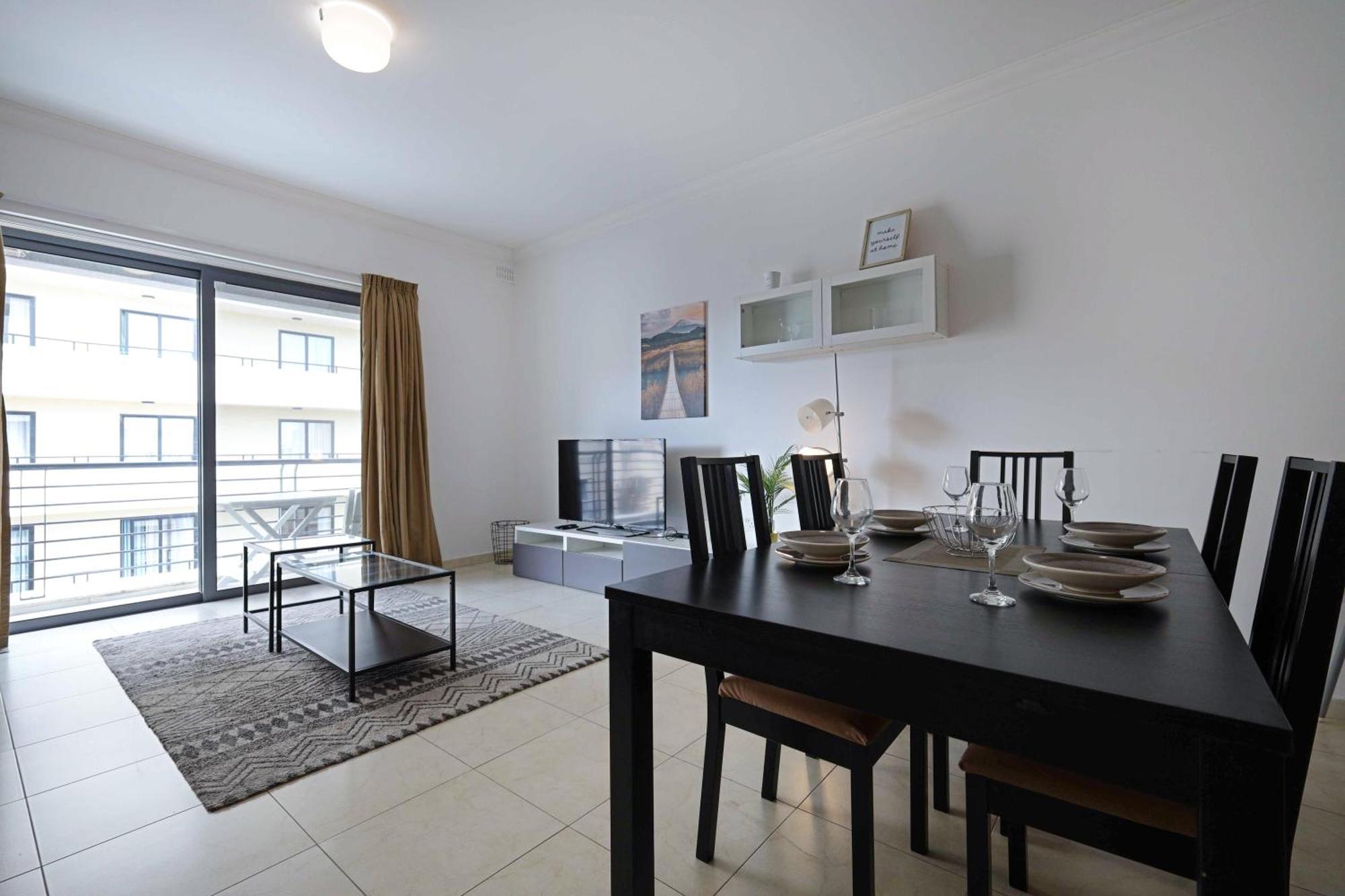 Modern 3Br Stylish & Spacious Apartment - Close To Sliema Promenade Gzira Eksteriør billede
